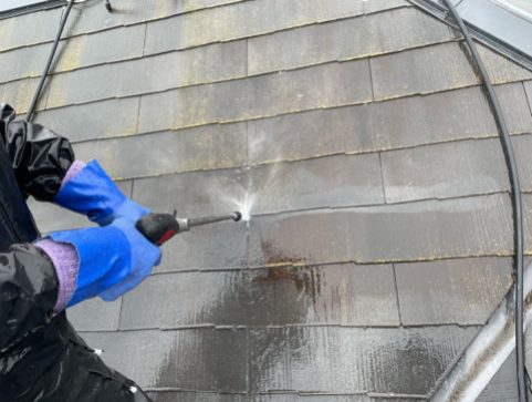 伊勢原市高森の外壁・屋根塗装リフォーム施工事例・施工前・高圧洗浄