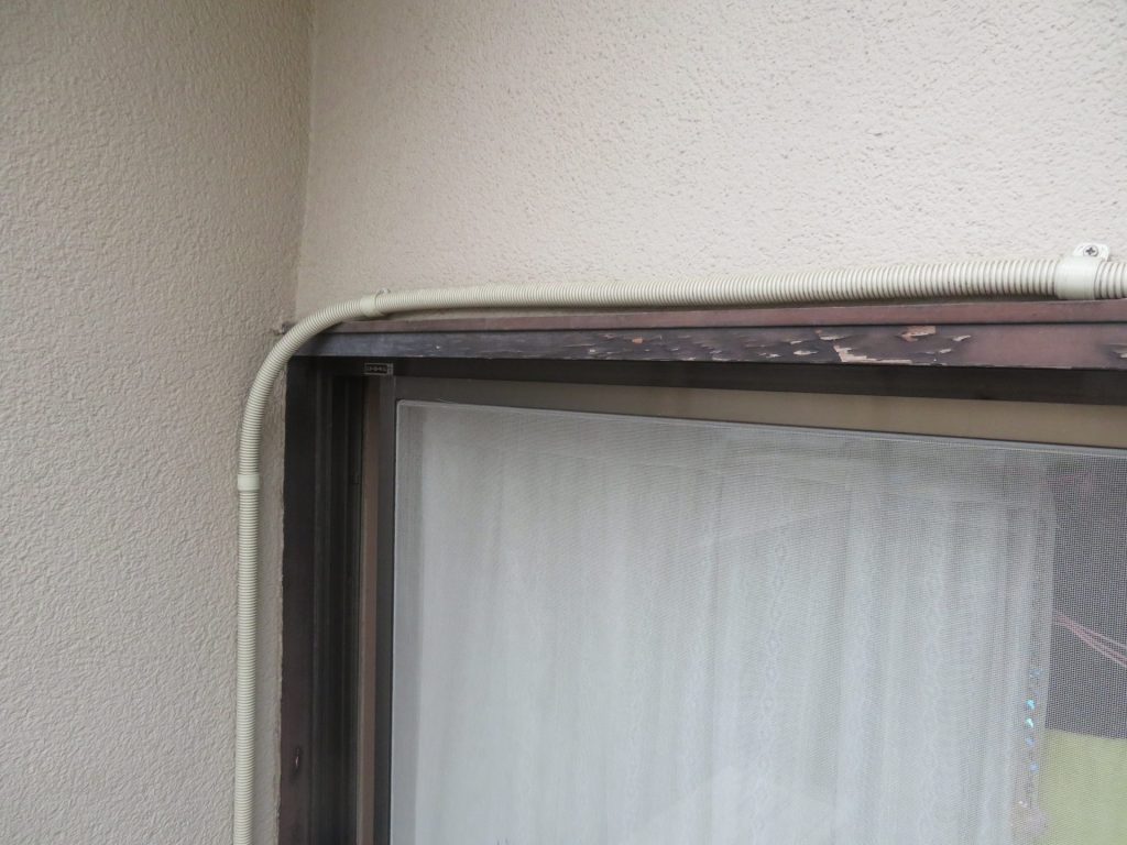 厚木市の外壁塗装・雨戸戸袋交換リフォーム/施工前/雨戸/木枠