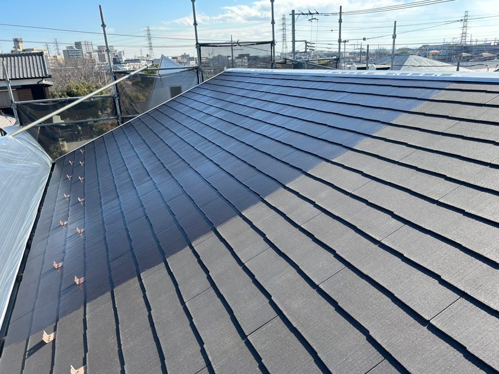 伊勢原市の外装塗装工事の施工事例/T様邸/施工中