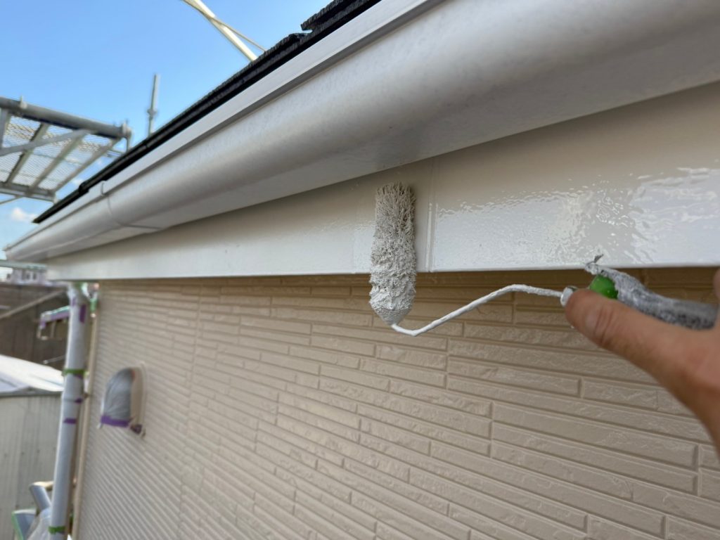 伊勢原市の屋根・外壁塗装工事の施工事例/S様邸/施工中