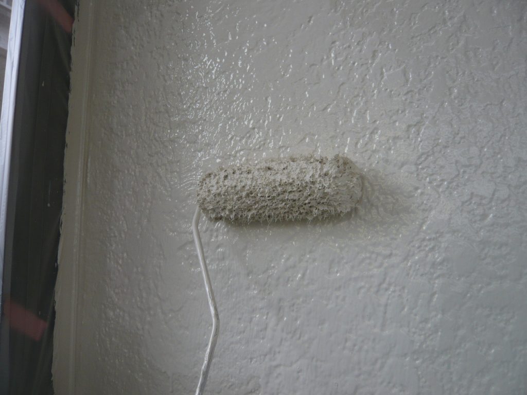 外壁塗装の下塗り