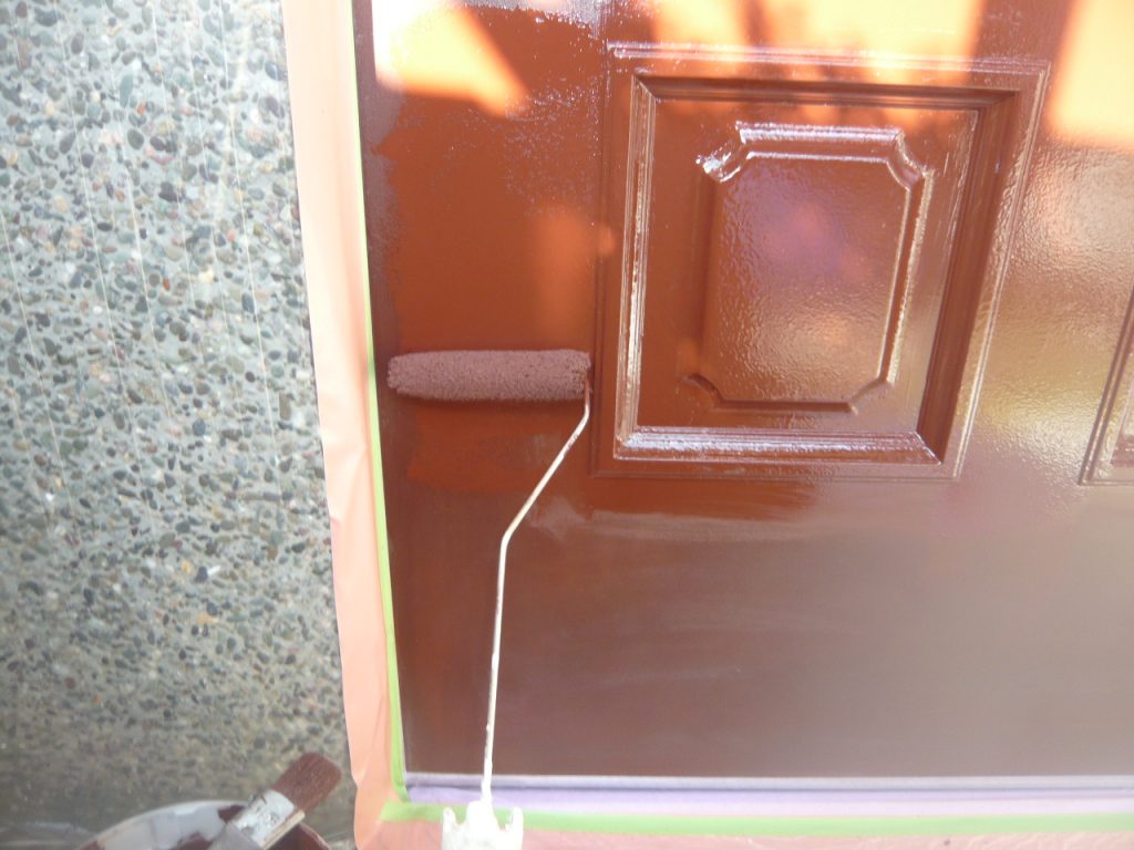 木製玄関ドアの塗装